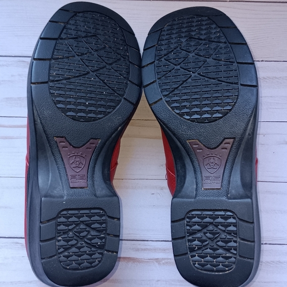 Ariat Women's US Sz 8.5 B Red Leather Slip On Comfort Shoes - Picture 9 of 10